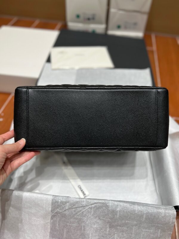 GST Grand Shopping Tote – Iconic Everyday Luxury