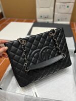 GST Grand Shopping Tote – Iconic Everyday Luxury