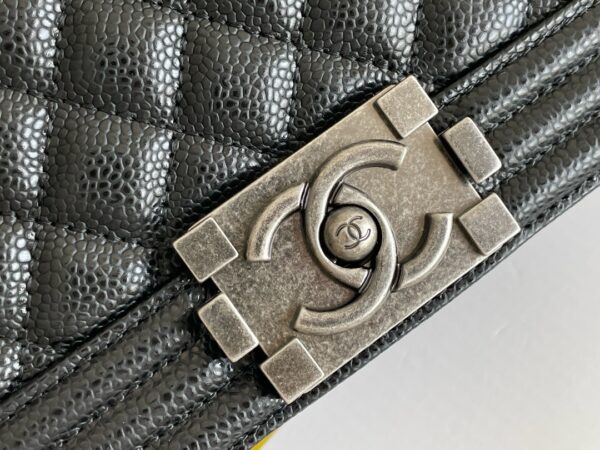 Chanel Le Boy Bag – Medium Size (Caviar Leather / Platinum Edition)