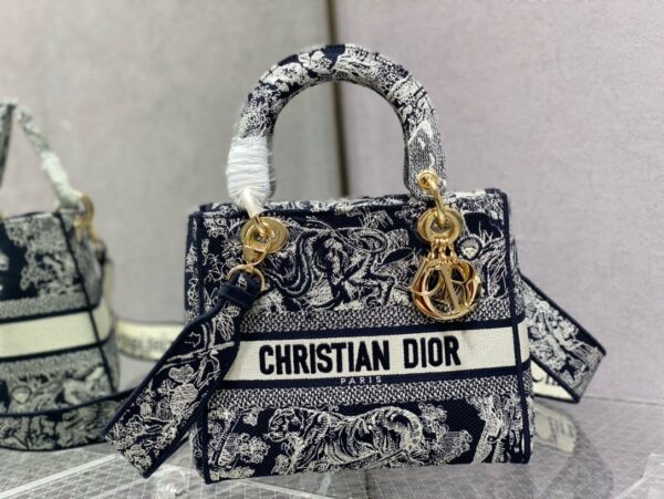 Lady Dior – 5 Grid "Blue Tiger" Embroidered Edition
