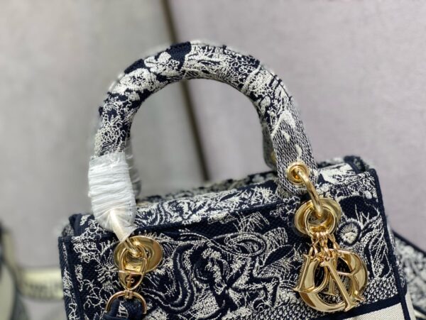 Lady Dior – 5 Grid "Blue Tiger" Embroidered Edition