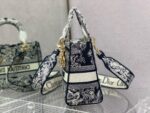 Lady Dior – 5 Grid "Blue Tiger" Embroidered Edition