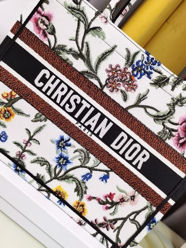 Dior Top-tier Imported Original Embroidery Shopping Bag – New White Iris Medium Size