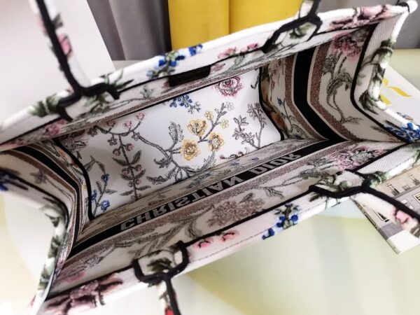 Dior Top-tier Imported Original Embroidery Shopping Bag – New White Iris Medium Size