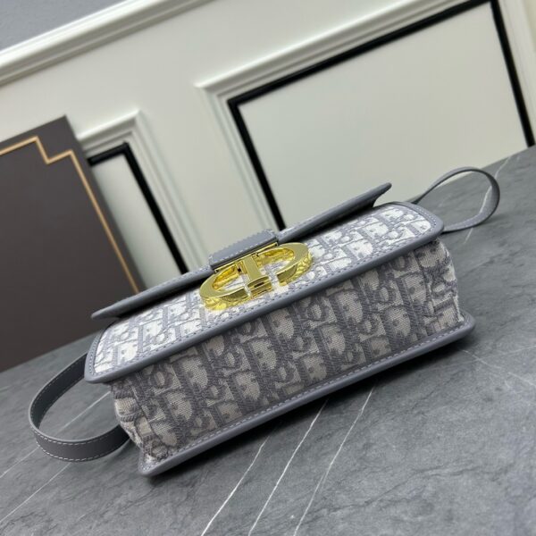 Dior Montaigne 30 Bag – Large Size