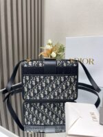 Dior 30 Montaigne Bag – Classic Oblique Jacquard