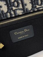 Dior 30 Montaigne Bag – Classic Oblique Jacquard