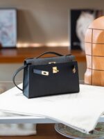 HERMES Kelly I – The Dream Bag | H5-22 Black with Gold Hardware