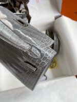 Hermès Kelly II 19cm – Shiny Alligator Leather in Glacier Grey with Silver Hardware