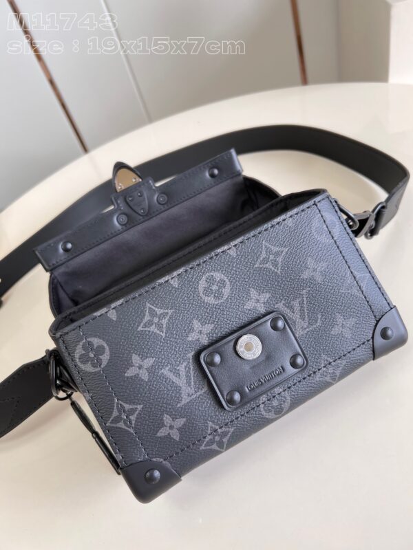 Louis Vuitton Soul Trunk Bag – Monogram Eclipse Canvas | M11743