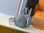 Louis Vuitton Keepall Bandoulière 25 – Washed Denim Monogram | M22762