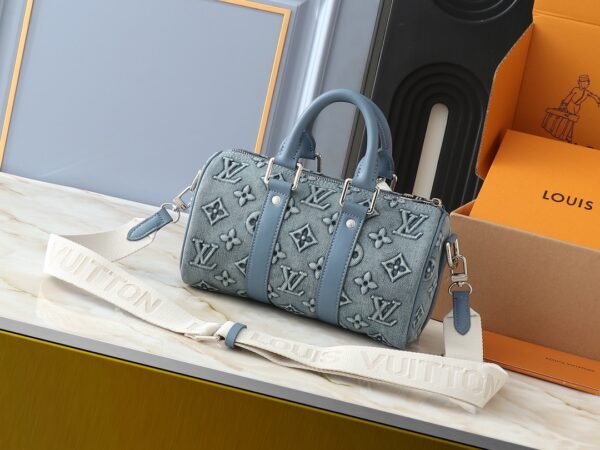 Louis Vuitton Keepall Bandoulière 25 – Washed Denim Monogram | M22762