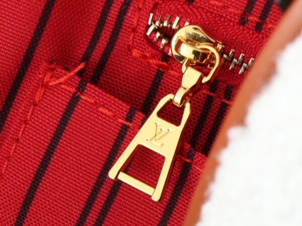 Louis Vuitton OnTheGo MM Tote – Monogram & Monogram Reverse Canvas