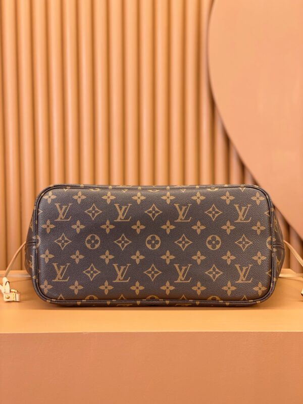 Louis Vuitton Neverfull MM – Premium Steel Chip Edition