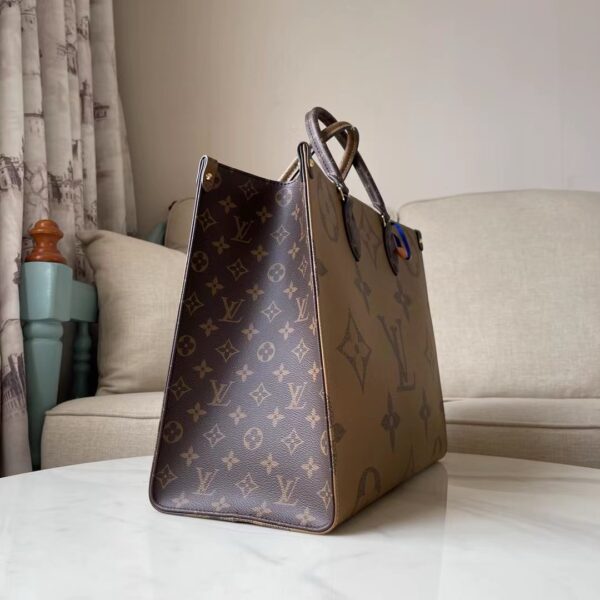 Exclusive First Release: Tote 45320 – Premium Factory Original Quality