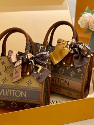 LV Vintage Tote Handbag with Shoulder Strap – Retro Charm with a Modern Twist A Fashionable and Practical Urban Tote