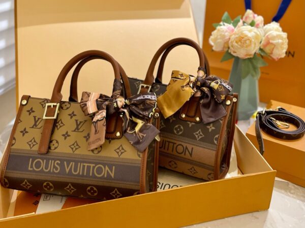 LV Vintage Tote Handbag with Shoulder Strap – Retro Charm with a Modern Twist A Fashionable and Practical Urban Tote