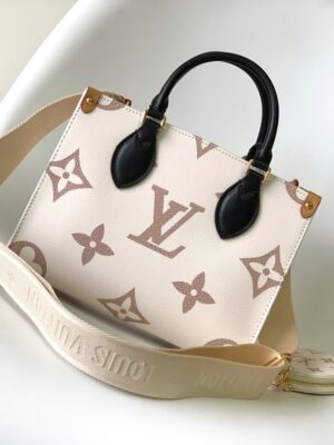 Louis Vuitton Top-Quality Original Onthego Small Shopping Bag Modern & Refined Desert Series Design