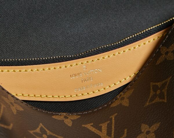 Louis Vuitton Top-Quality Original Diane Handbag Stylish and Versatile with Removable Straps