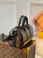 Louis Vuitton Alphabet Series New Arrival Handbag Fresh and Trendy: A Playful Take on Monogram