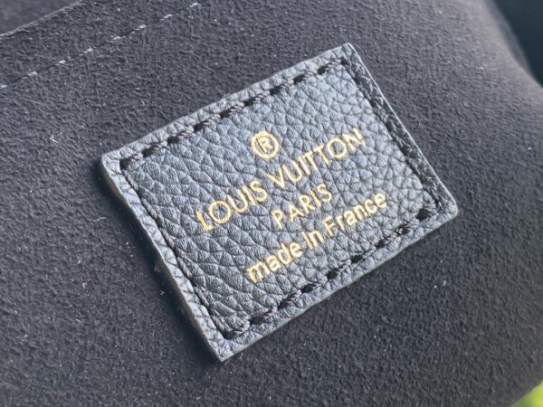 Louis Vuitton Lockme Tender Bag – Black