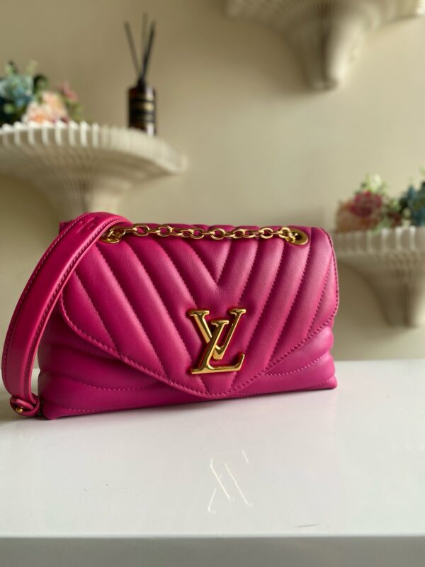 Louis Vuitton New Wave Chain Bag – Rose Pink