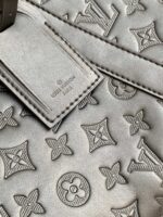 Louis Vuitton Keepall Bandoulière 50 – M44810