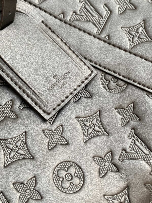 Louis Vuitton Keepall Bandoulière 50 – M44810