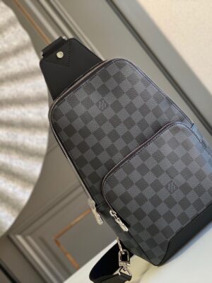 Louis Vuitton Avenue Sling Bag – Damier Graphite (N41719)