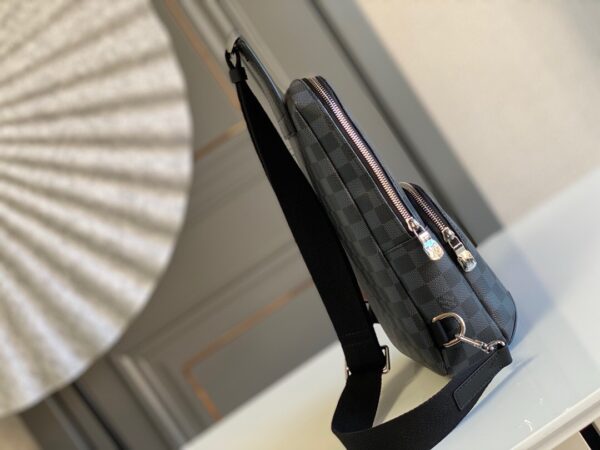 Louis Vuitton Avenue Sling Bag – Damier Graphite (N41719)