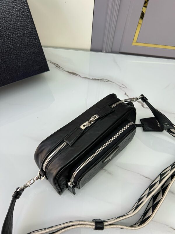 PRADA Top-Quality Imported Nappa Leather Wrinkled Bag - Spring/Summer Showpiece