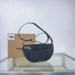 P650 – BALENCIAGA Latest Runway Shoulder Bag